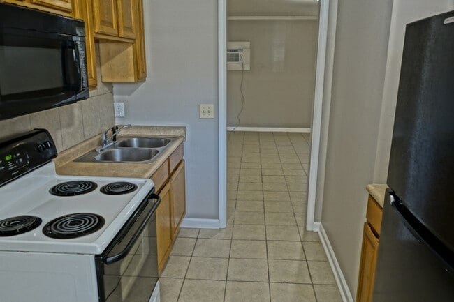 Photo - 4004 Mc Vay St SW