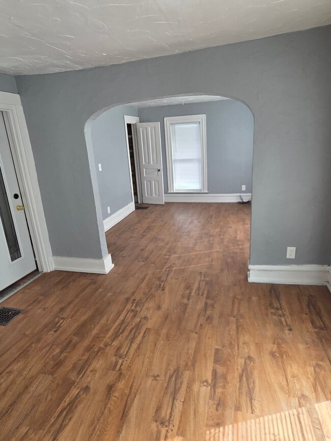 Photo - 524 N Walnut St