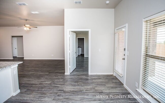 Photo - 921 Tulane St