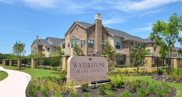 Entrada - Waterstone at Cinco Ranch