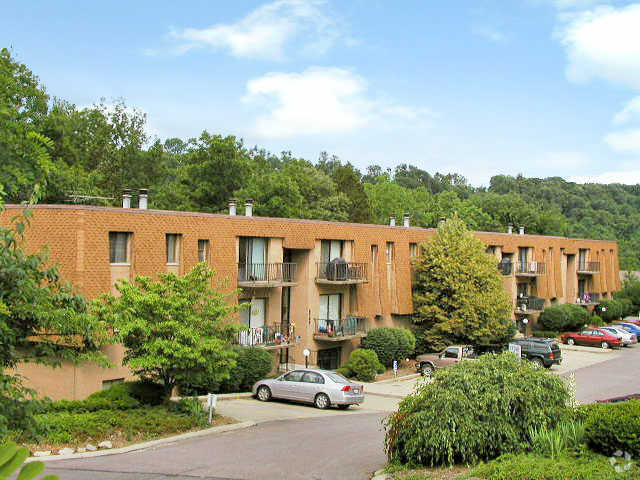 Cedar Hill Apartments