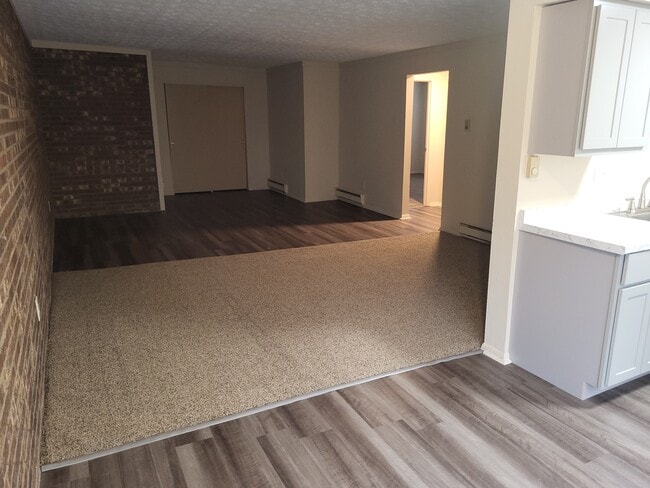 Deer Pointe Apartments
