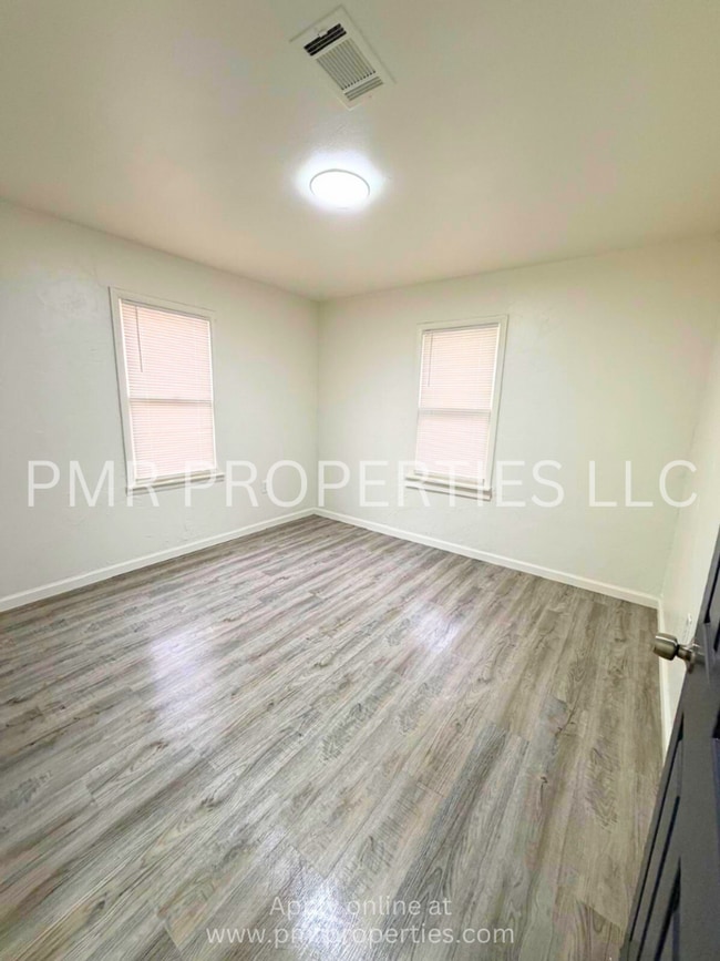 Photo - 2 Bedrooms/1 Bathroom House