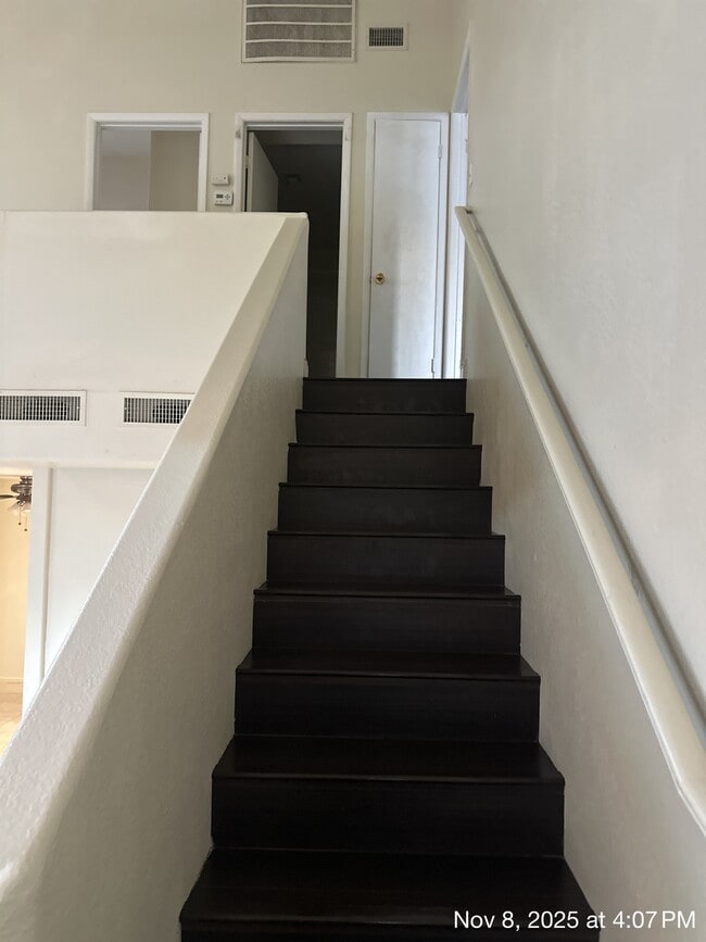 Photo - 6833 Coral Rock Dr