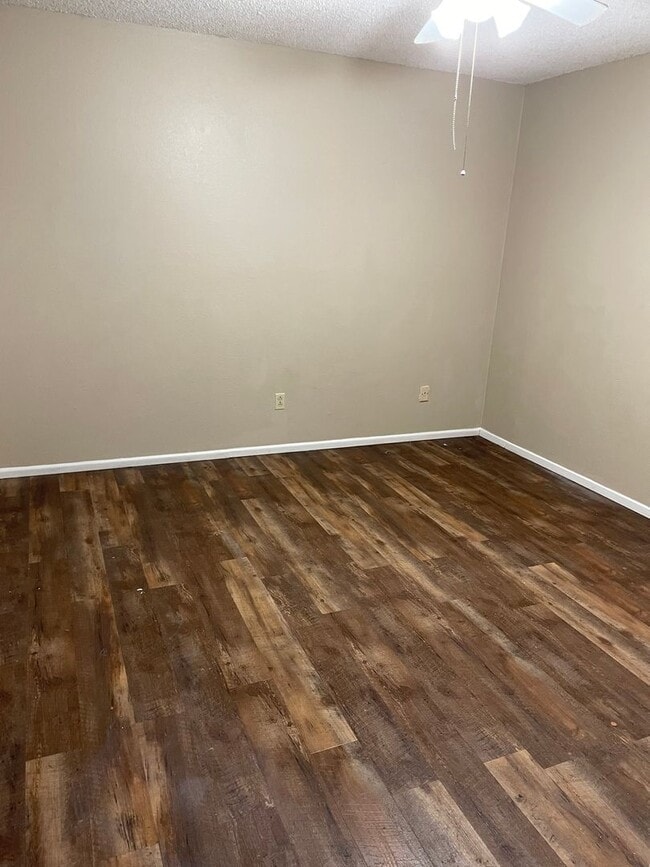 Photo - 7409 Waco Ave Unit D