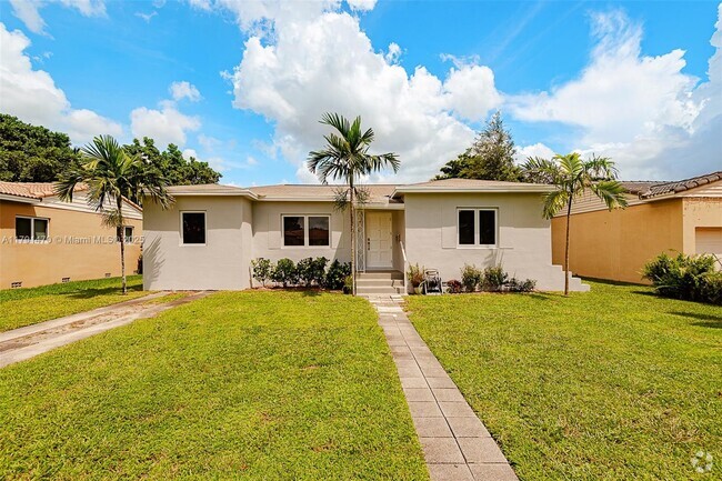 Building Photo - 141 Whitethorn Dr Rental