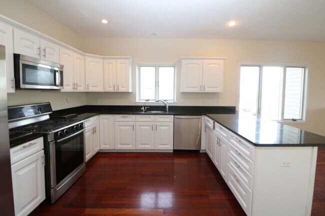 Photo - 143 Grovers Ave