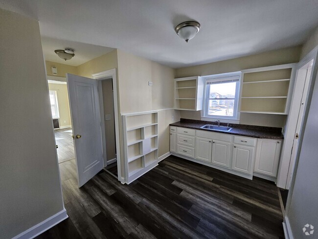 Building Photo - 19 Negus St Unit #5 19 Negus St Rental