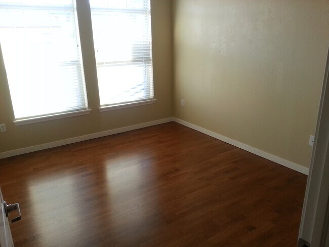 Living room - 13456 Via Varra Unit 235