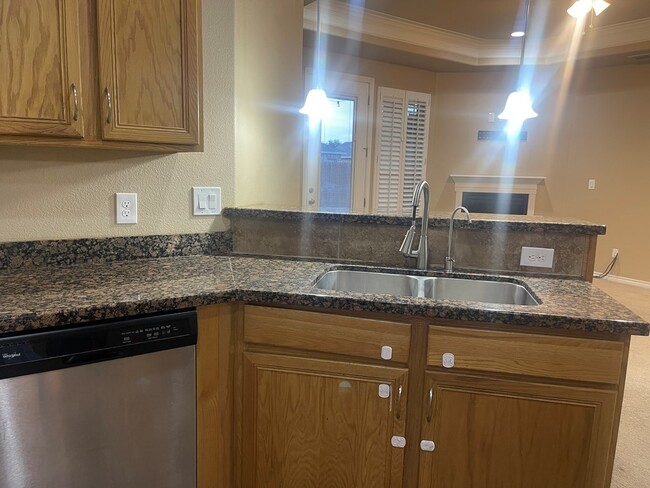 Photo - 7219 Bellini St