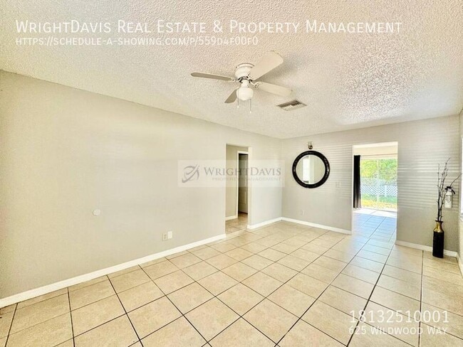 Photo - 625 Wildwood Way