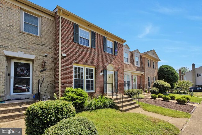 Photo - 9823 Spillway Ct Townhome