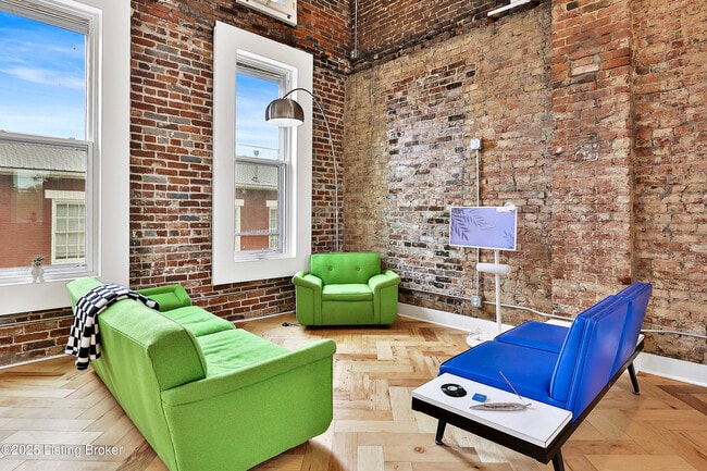 Photo - 410 6th St Apartment