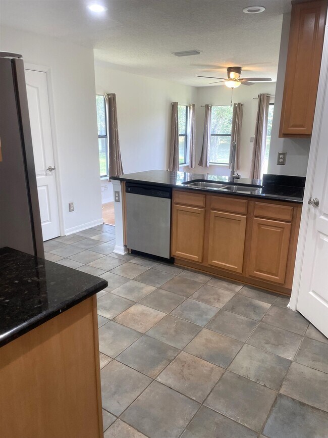 Photo - 509 Cabernet Pl