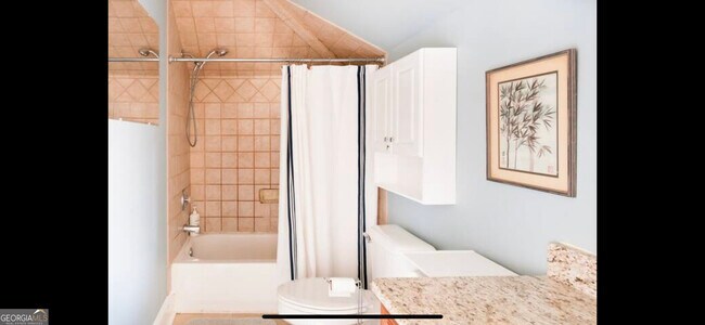 Photo - 20 Hilliard St SE