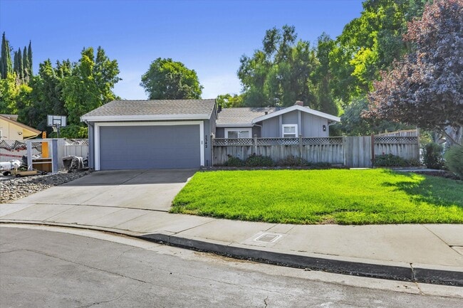 Photo - Updated home in Oak Grove