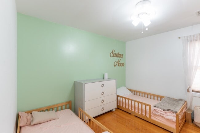 Photo - 260 Custer Ave Unit 2