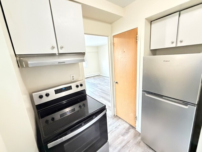 Photo - 1400 Chicago Ave Unit 208