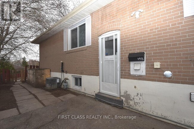 Photo - 49 Longford Dr