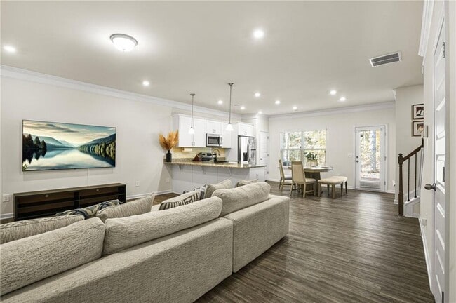 Photo - 2070 Ravencliff Dr