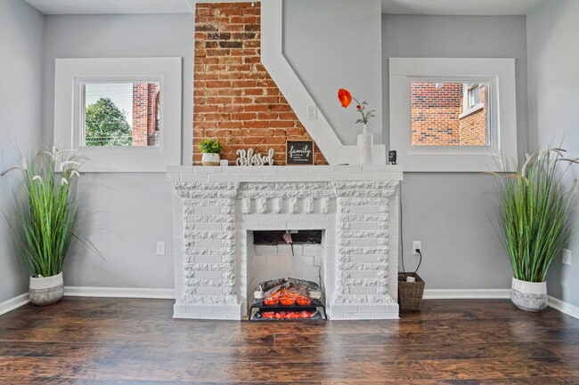 Photo - 311 NW 25th St