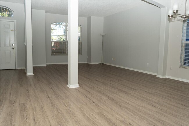 Photo - 1268 Portmoor Way