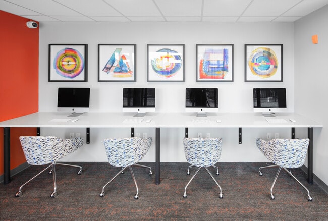 Photo - Skyview Downtown