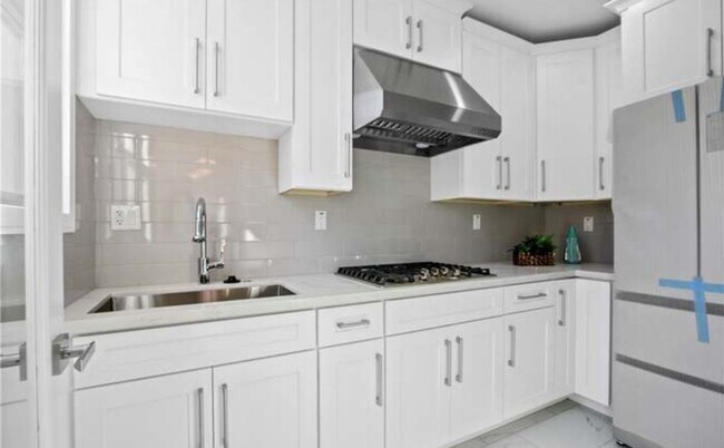 Photo - 5042Kauf Unit 1