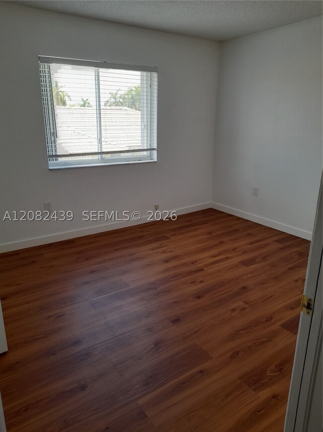551 NW 82nd Ave