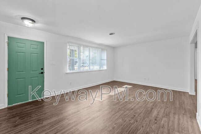 Photo - 3327 Cockatoo Rd