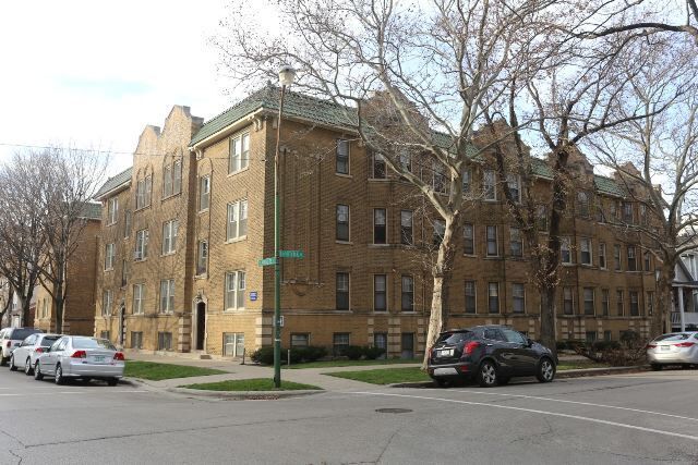 Building Photo - 2115 W Ainslie Rental