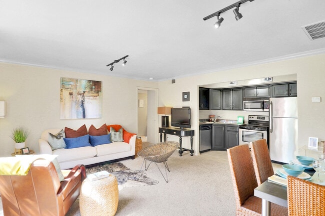 Photo - Garden Park Apartments