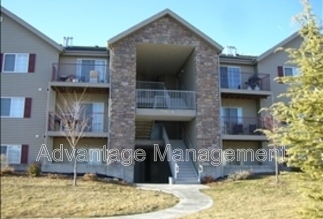 Building Photo - 1606 Westbury Way Unit G