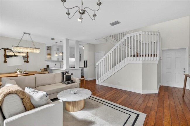 Photo - 3544 Lakewood Pl