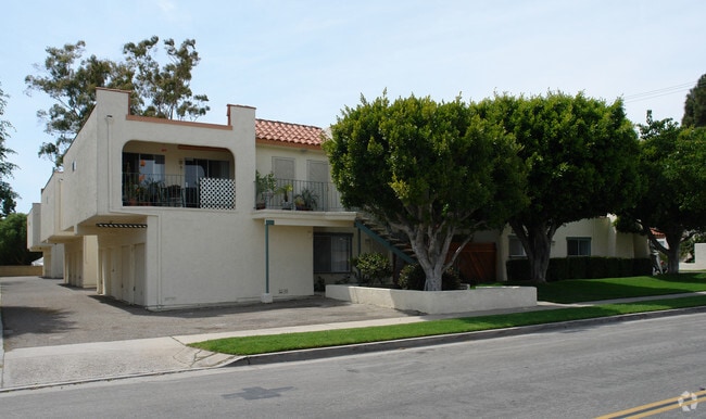 Beach Walk Apartments