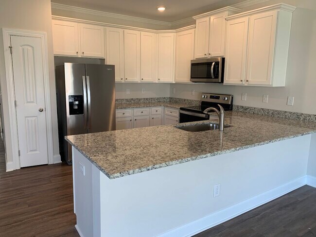 Photo - 6927 Eddy Point Ln