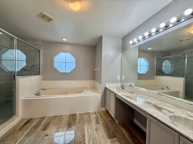 Photo - 677 Elbridge Dr