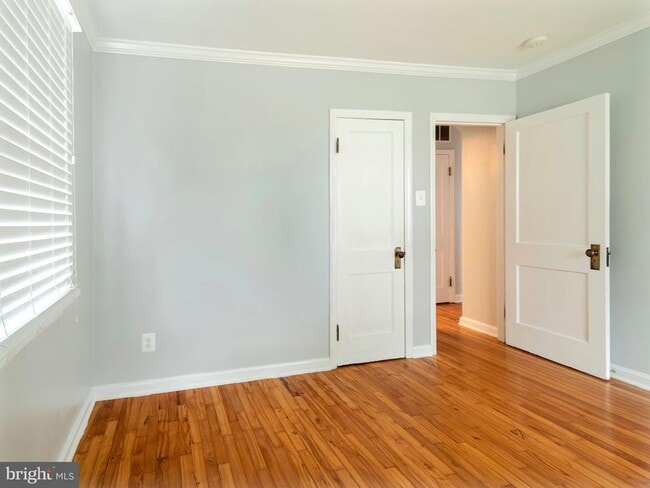 Photo - 16 Norva Ave