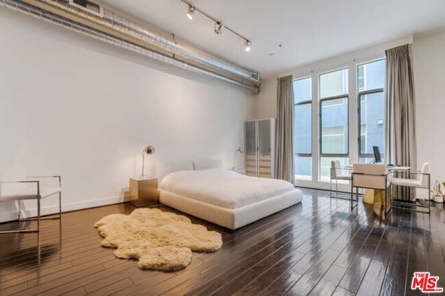 Photo - 13320 Beach Ave Unit 206