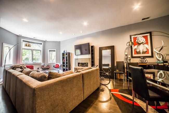 Photo - 2629 N Ashland Ave Unit 2A