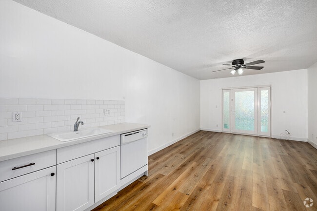 Studio - 337SF - Living Room