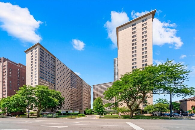 Photo - 3950 N Lake Shore Dr Unit 411B