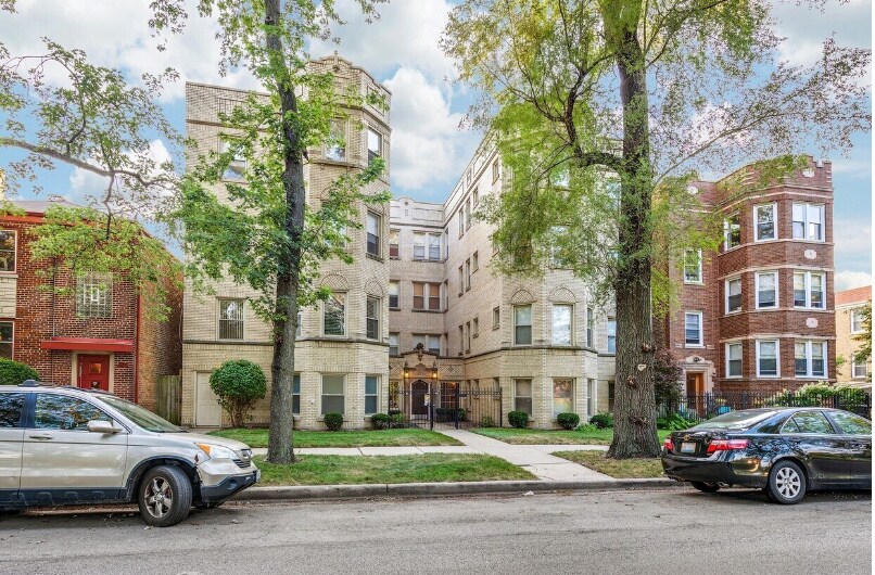 Photo - 7434 N Oakley Ave