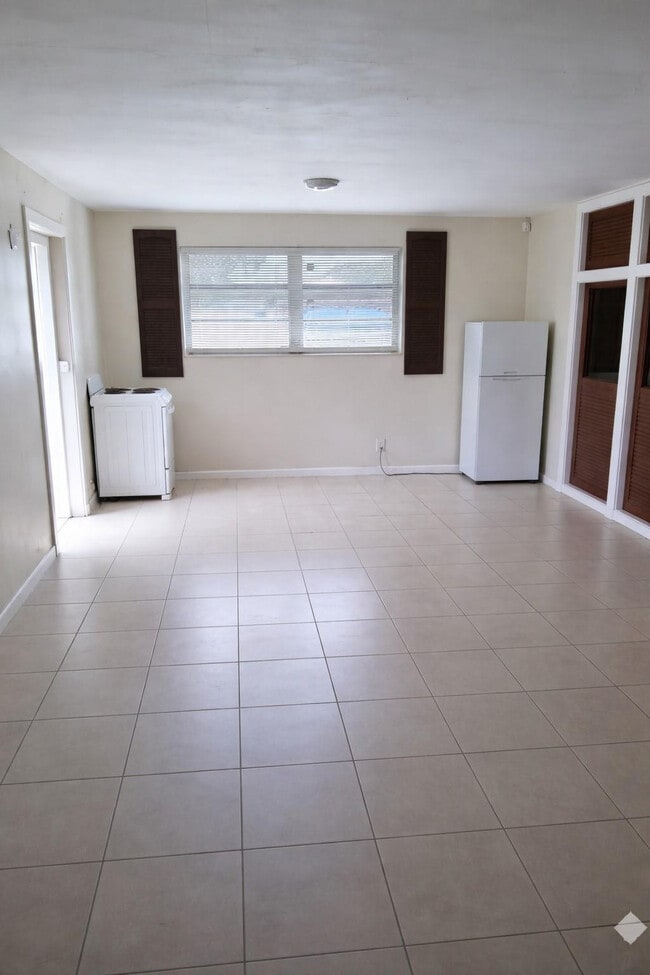 Photo - 1300 NW 61st Ave