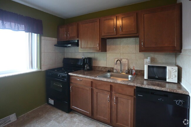 Photo - Woodson Park Apartments