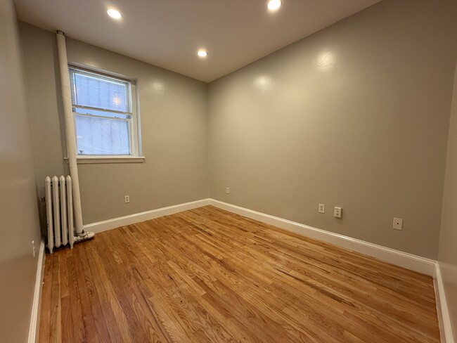 106 Charles St Unit G
