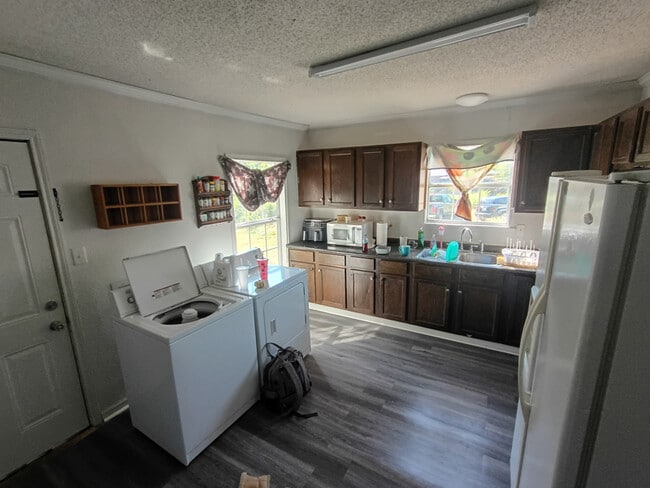 Photo - 2102 Garden Valley Rd