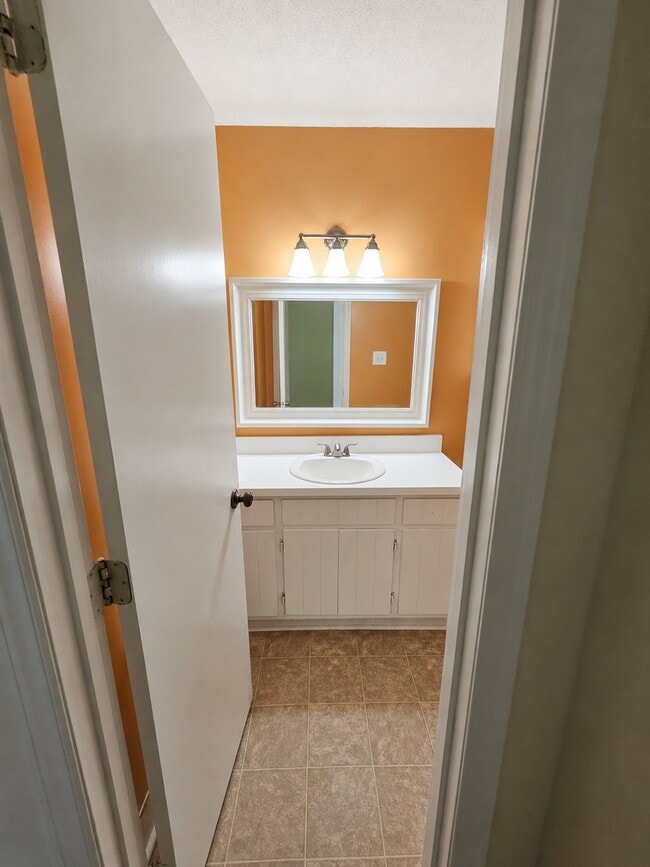 Photo - 3705 Nealshire Dr NW Unit 3
