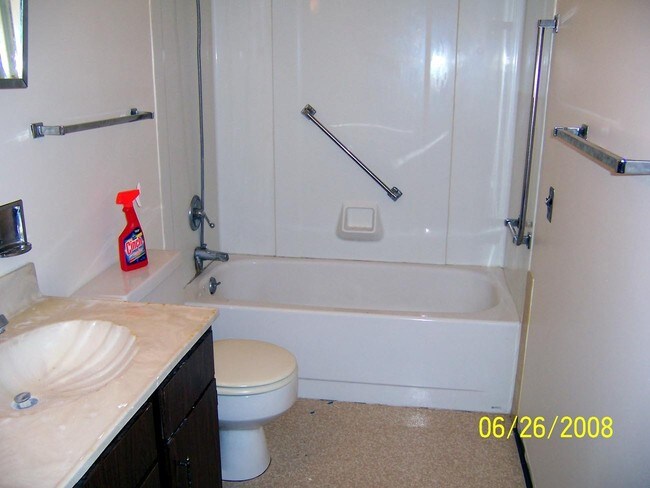 Photo - Little Timber Apartments