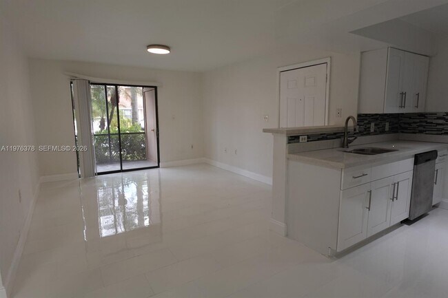 Photo - 15560 SW 104th Terrace Unit 613